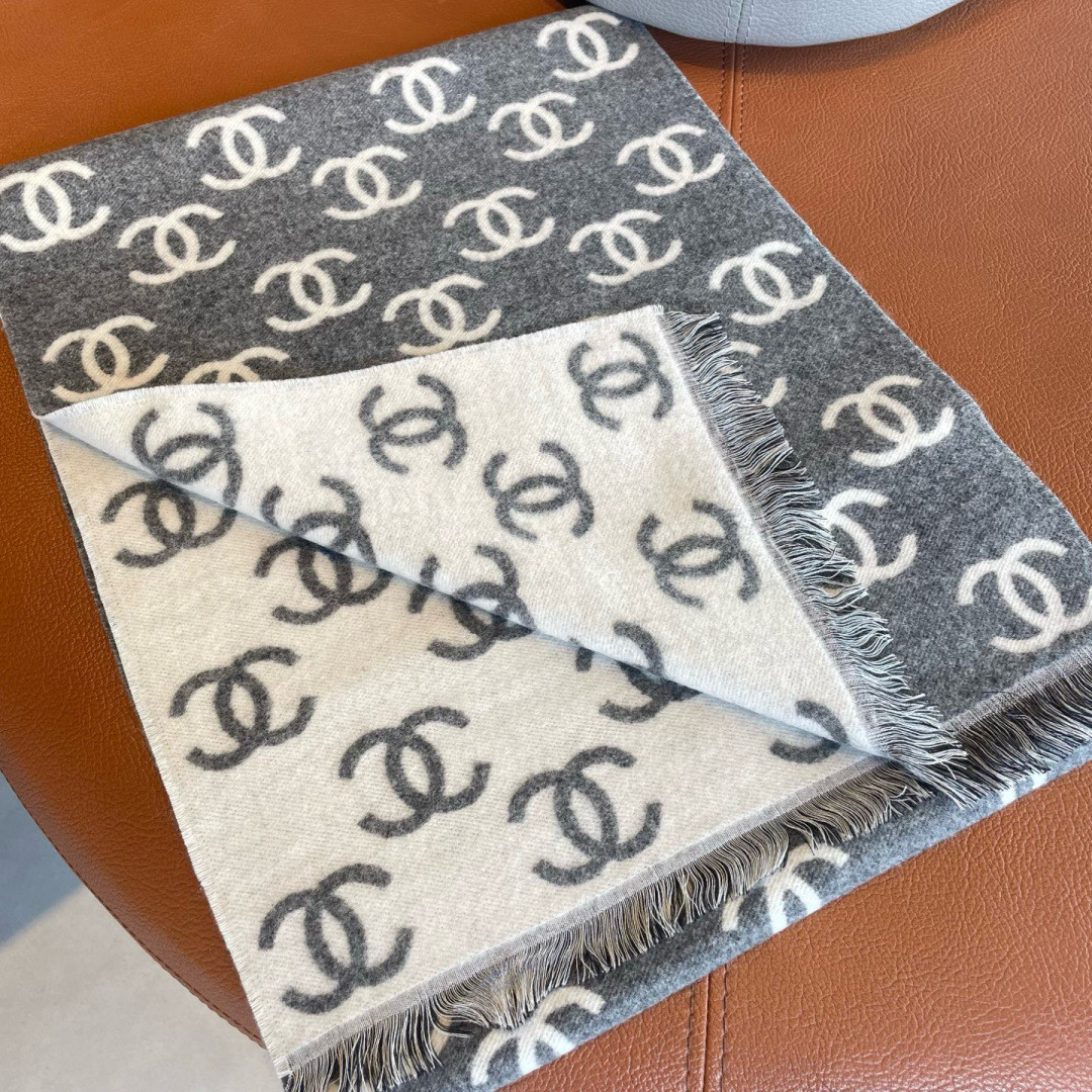 Ch*el scarf 35x180cm 95% wool 5% cashmere