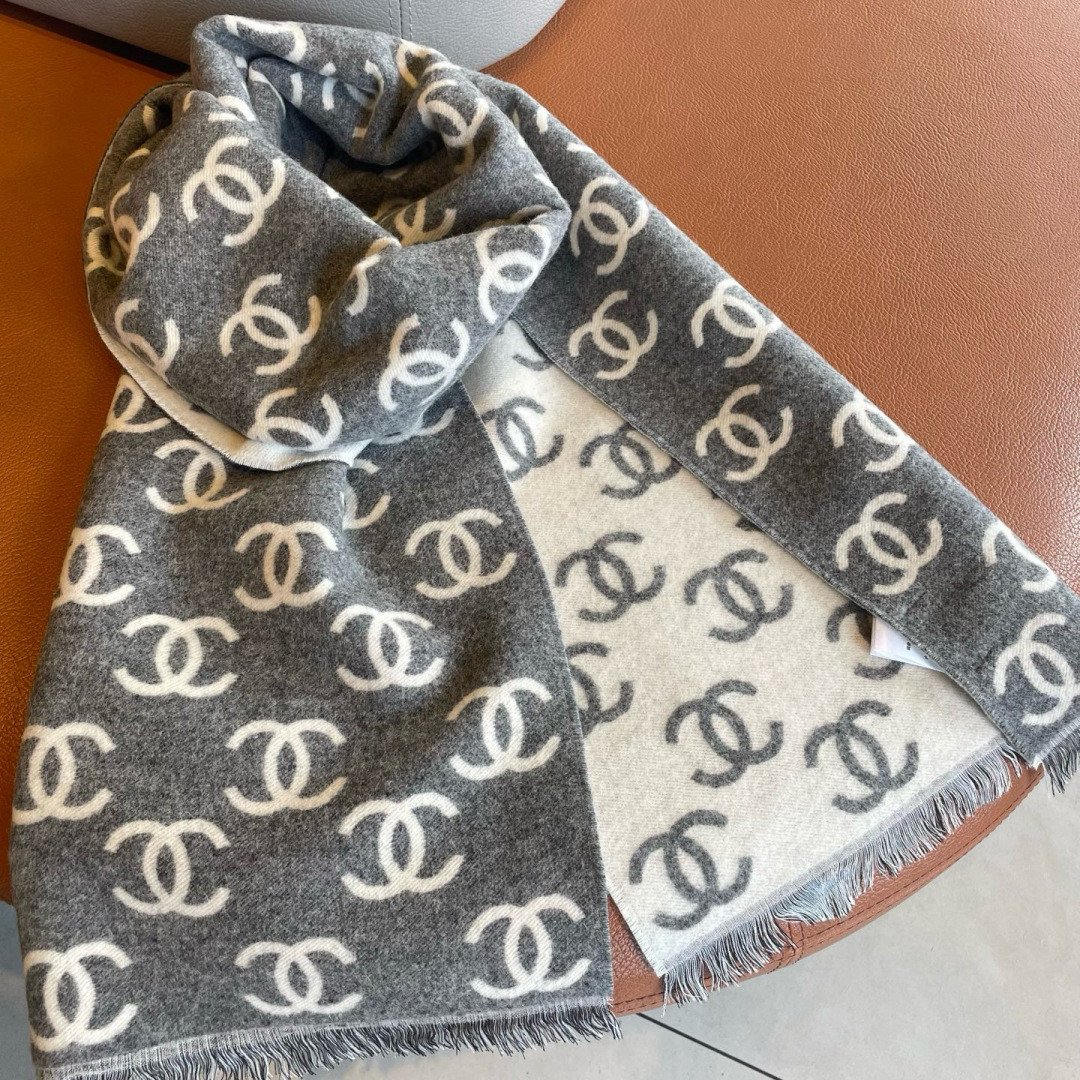 Ch*el scarf 35x180cm 95% wool 5% cashmere
