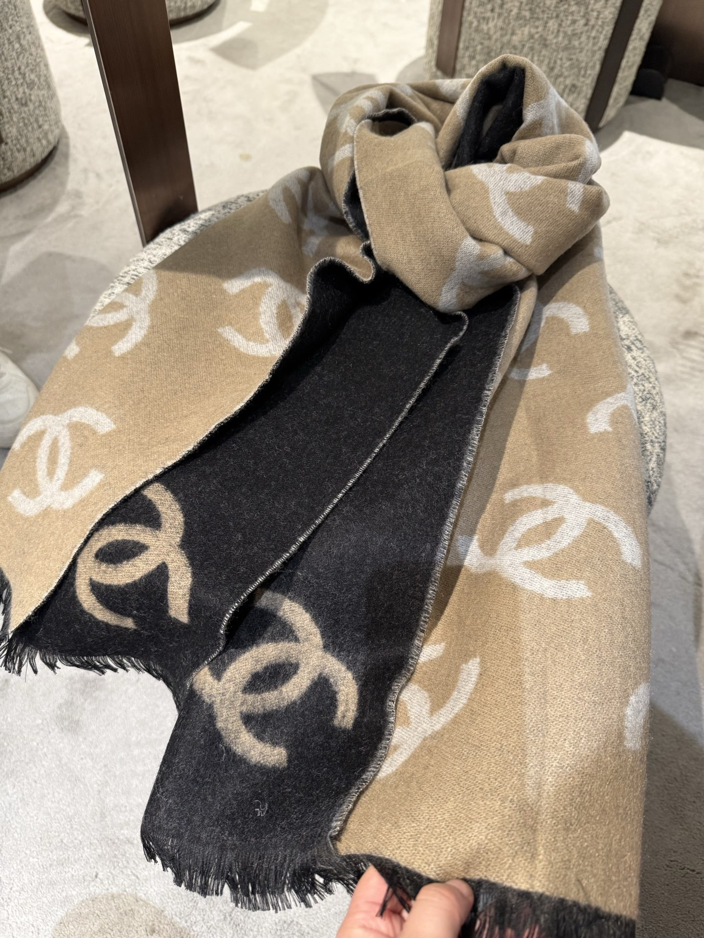 Ch*el scarf 70x205cm