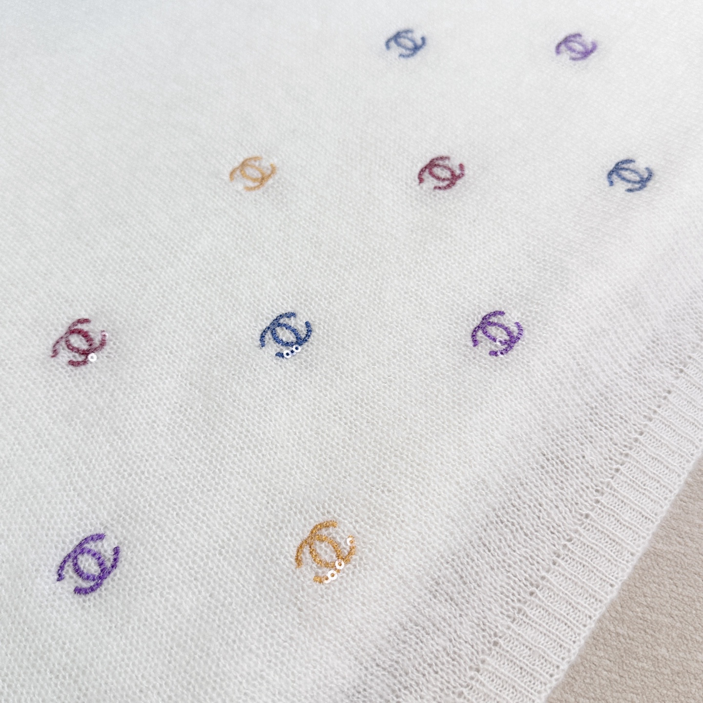 Ch*el scarf 65x180cm 60% cashmere 40% mulberry silk