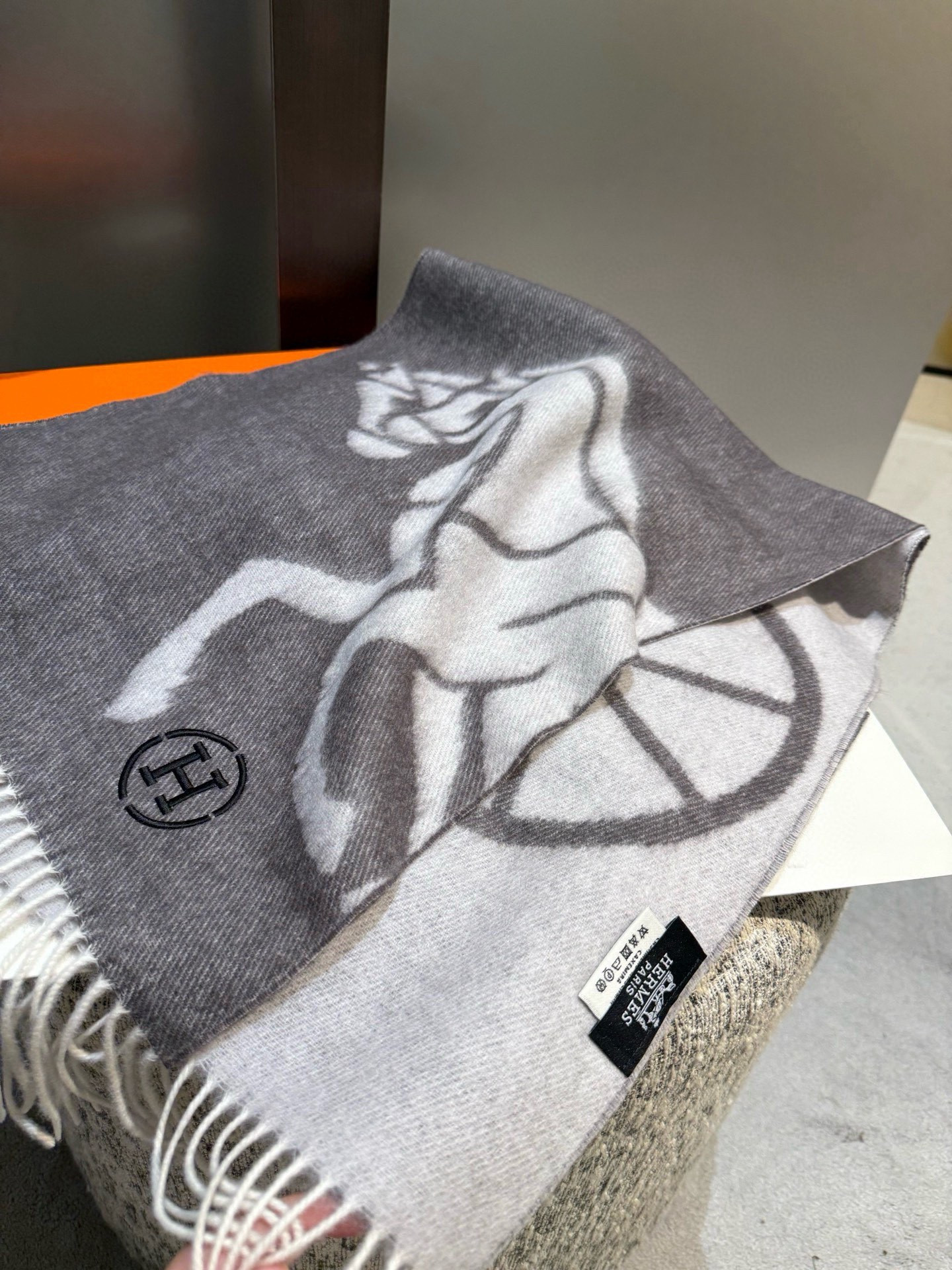 H**mes scarf 30x180cm 100% wool