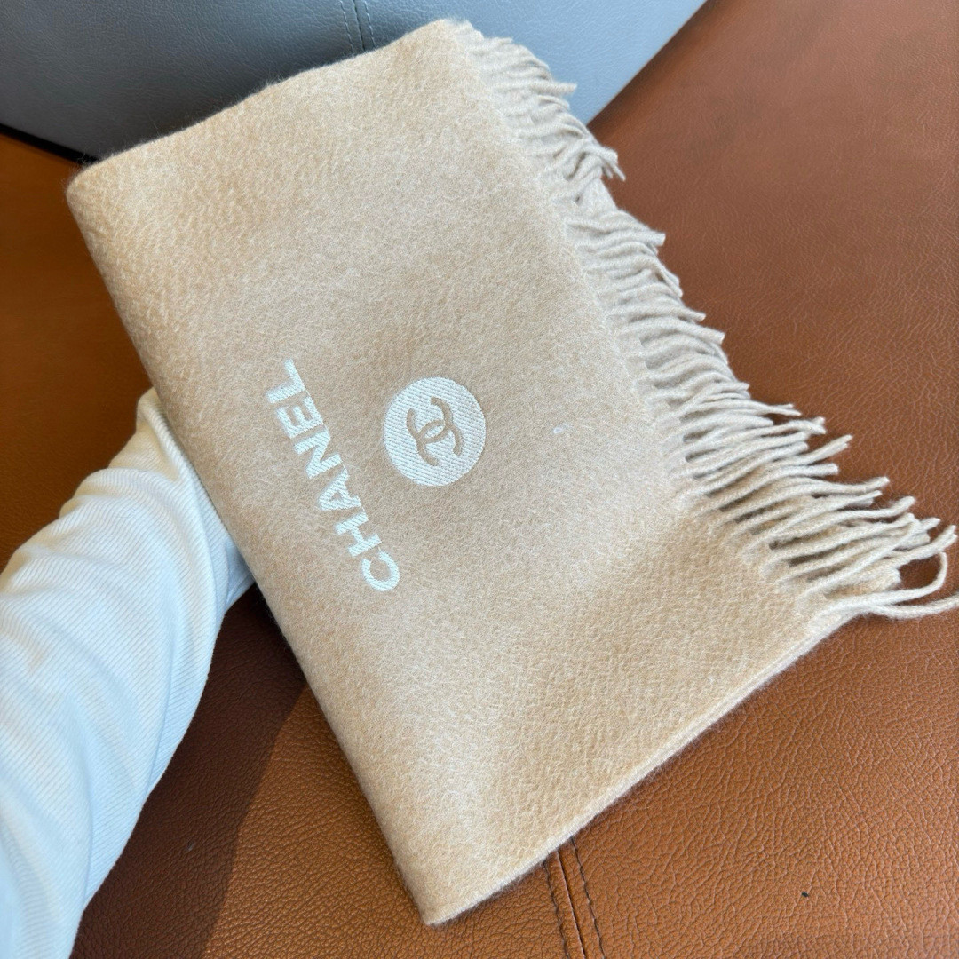 Ch*el scarf 30x180cm 100% cashmere