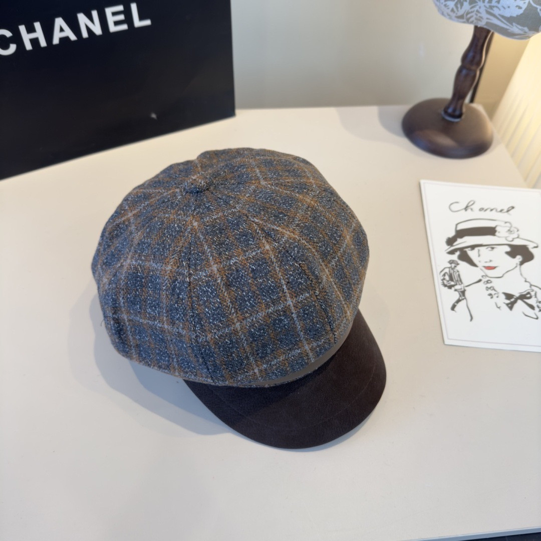 Ch*el newsboy cap 57cm head circumference