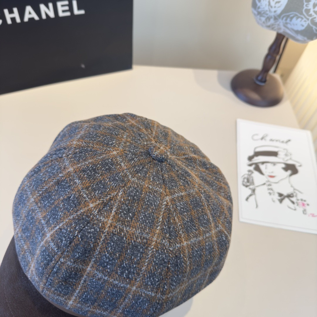 Ch*el newsboy cap 57cm head circumference