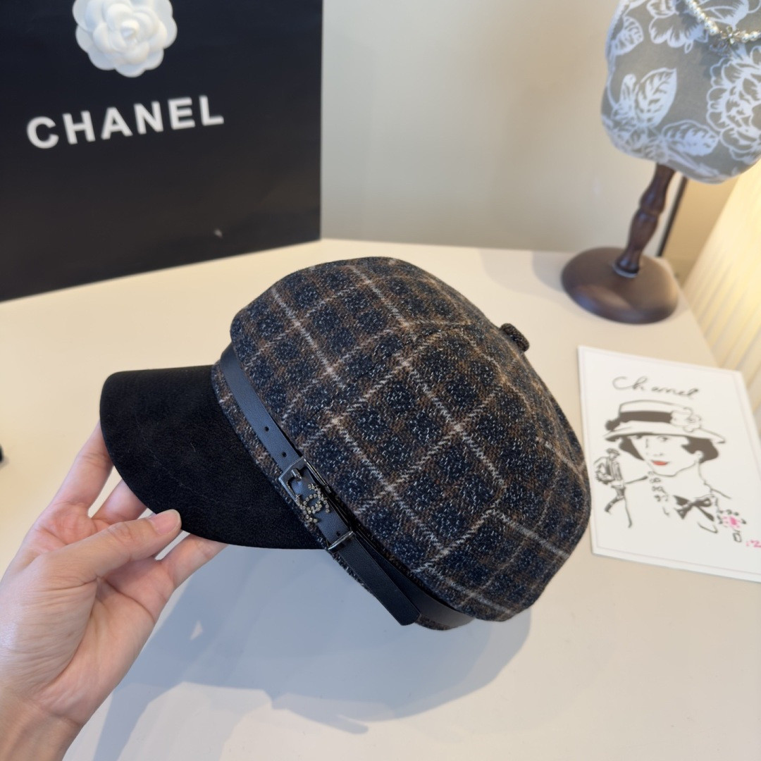 Ch*el newsboy cap 57cm head circumference