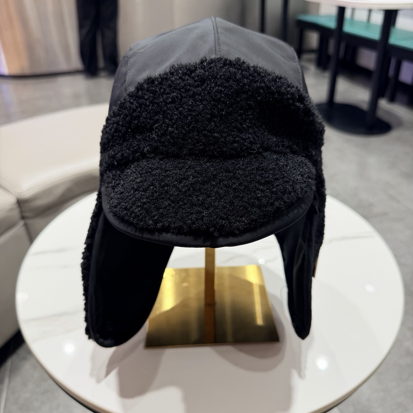 Ch*el hat