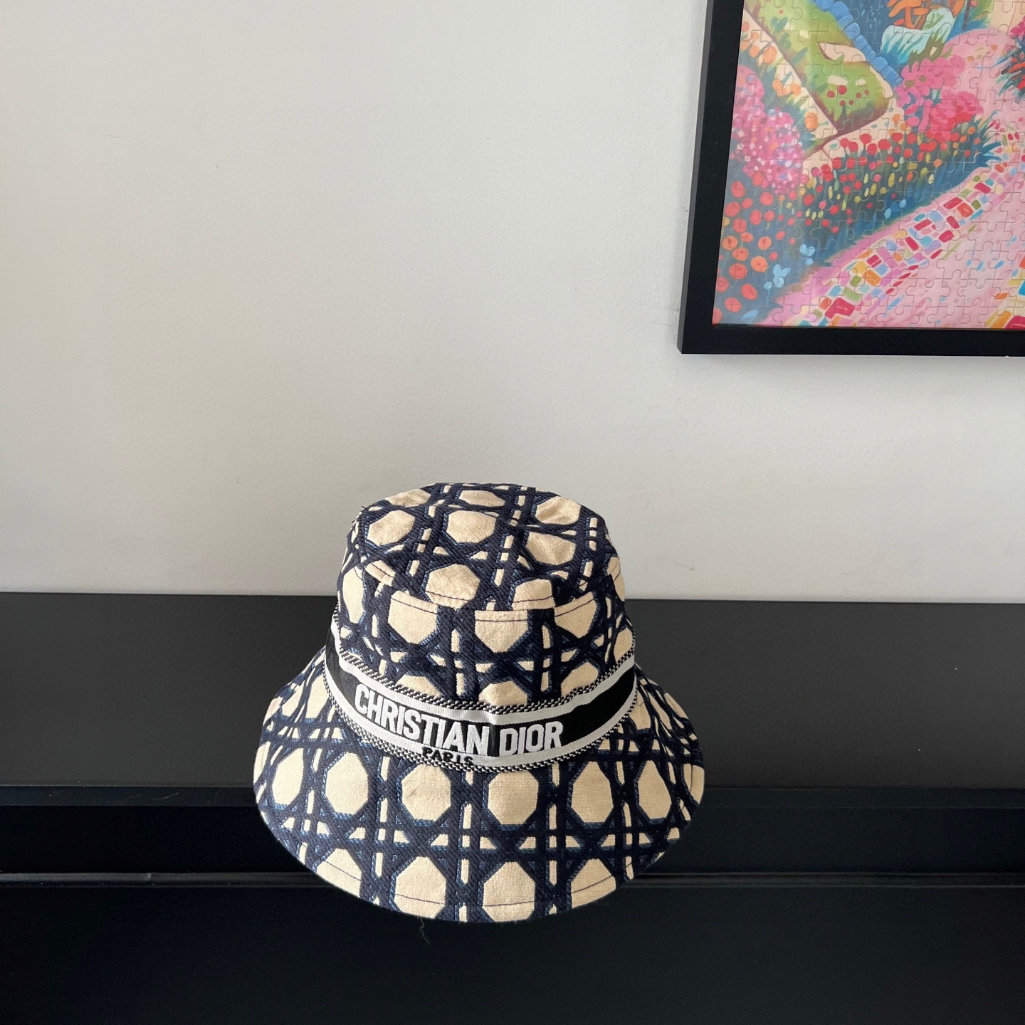 D*or bucket hat