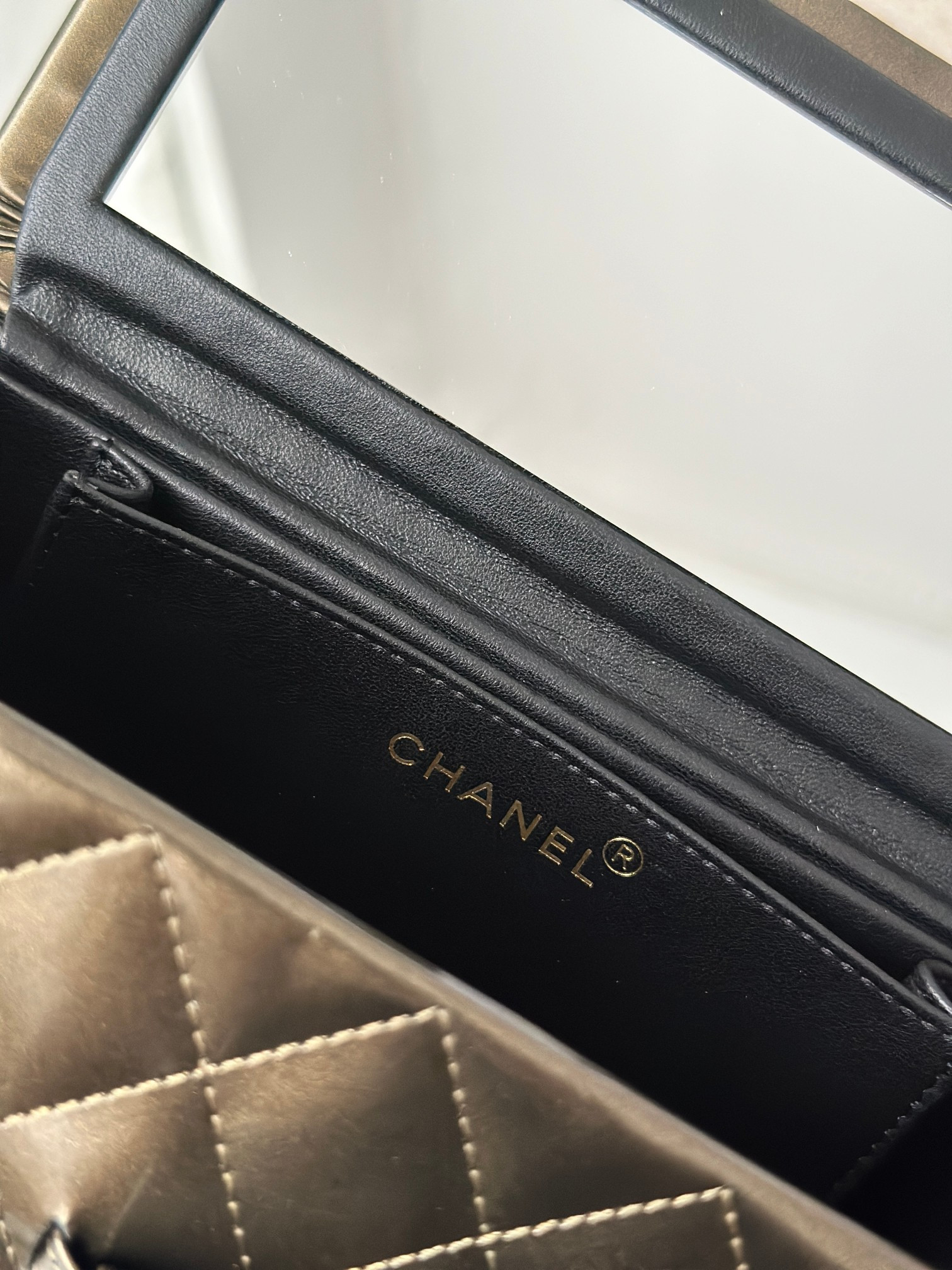 Ch*el vintage cosmetic bag 22x10x8.5cm