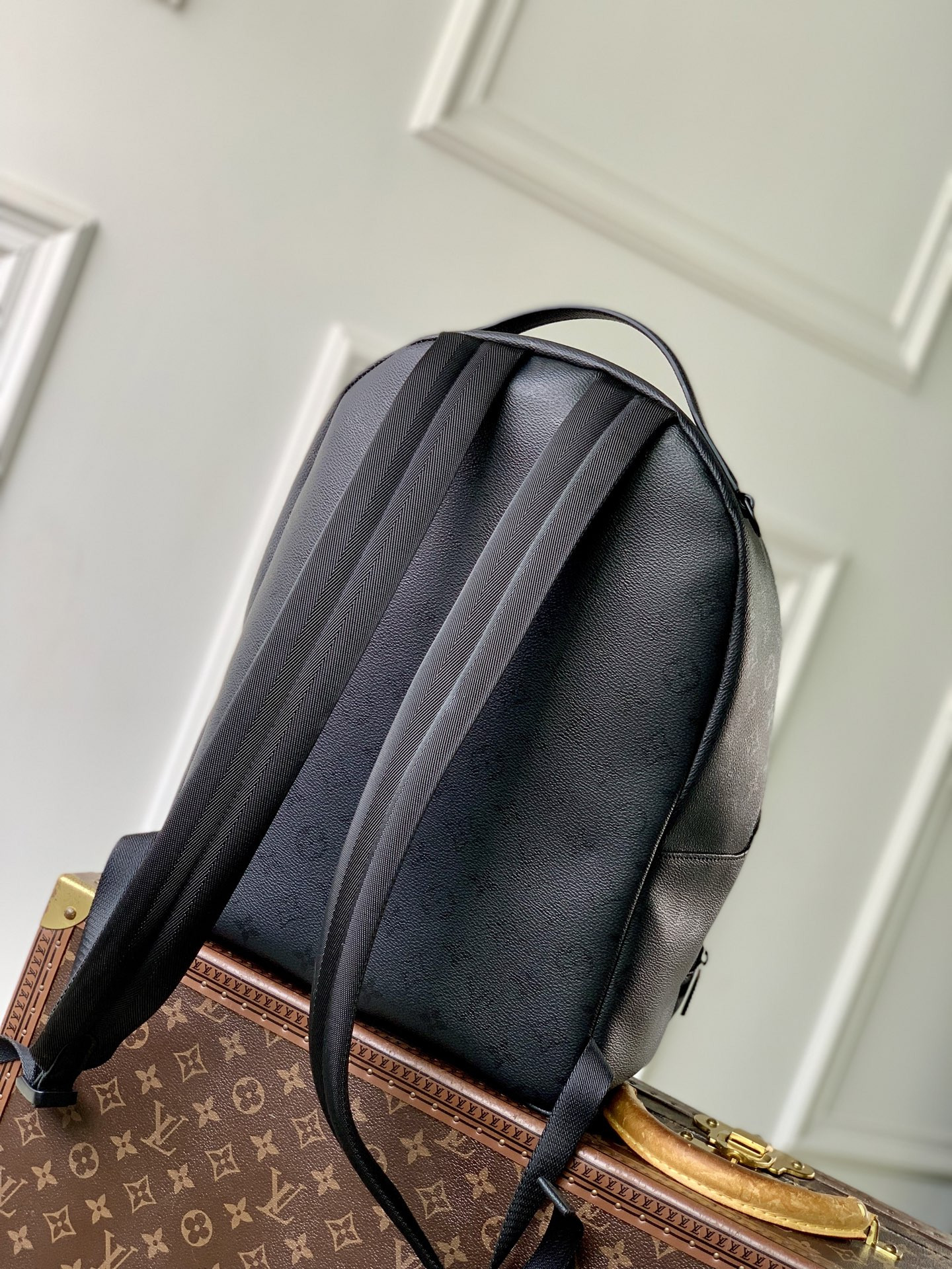 LV DISCOVERY CARGO Backpack M26765 39x19x30cm