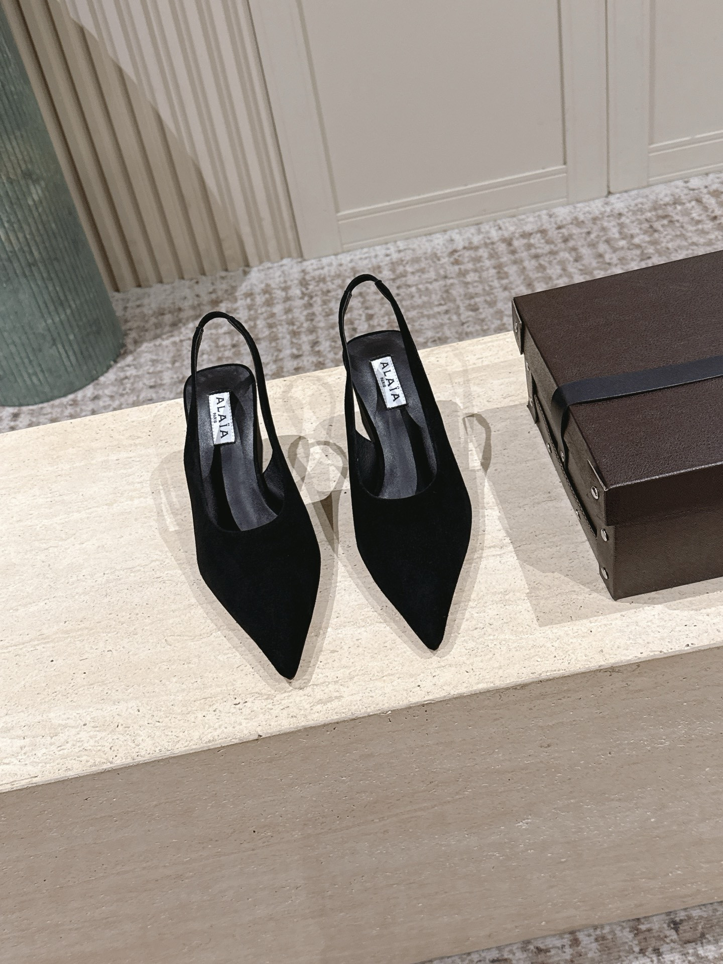 ua A1a1a cube slingbacks