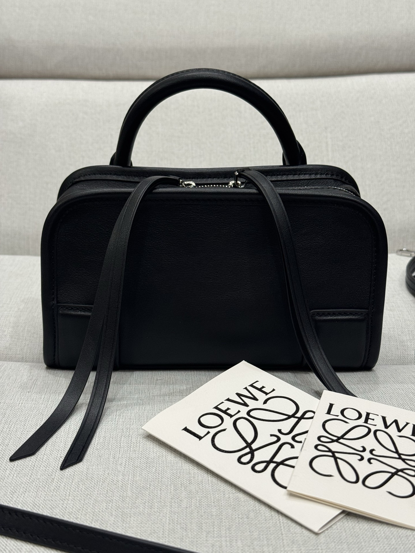 L0ew* mini amazona 180 bag 11.5x20x7cm