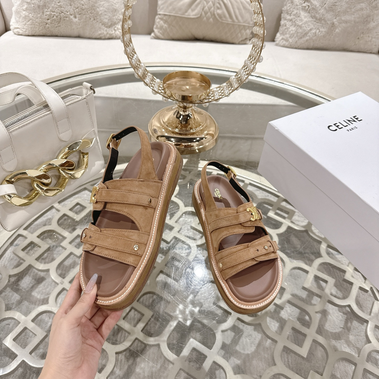 ua Ce**e tippitriomphe sandal