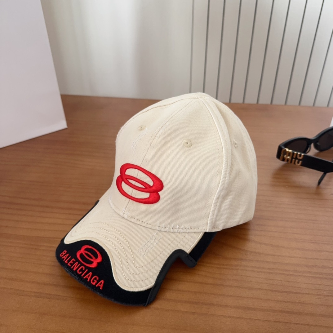 Ba*len*cia*ga baseball cap