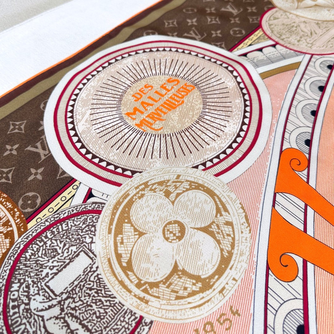 LV silk scarf 90x90cm