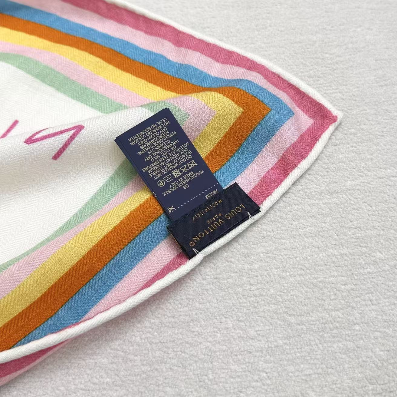 LV x TM scarf 135x135cm 30% silk 70% wool