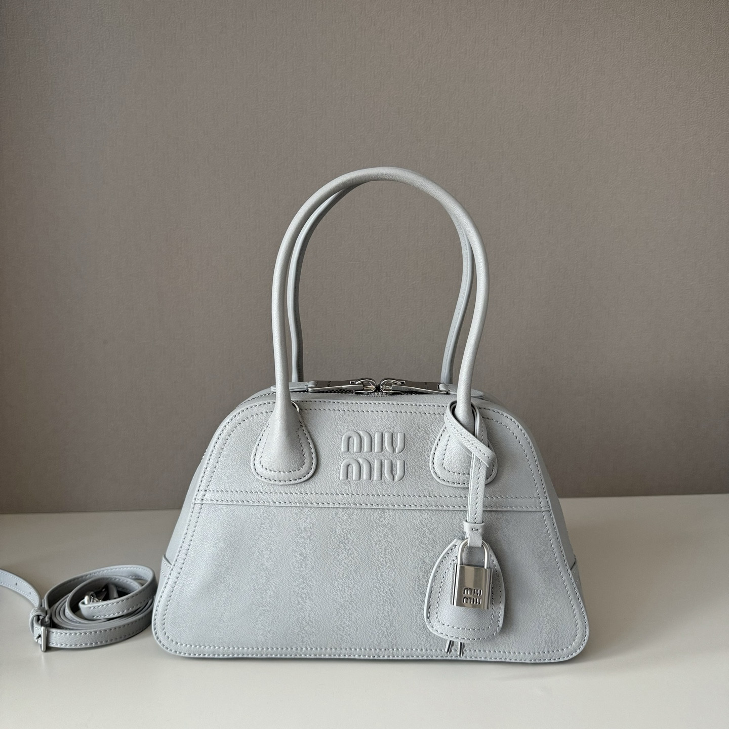 M1v M1v vivant nappa leather bag 17x28x9.5cm
