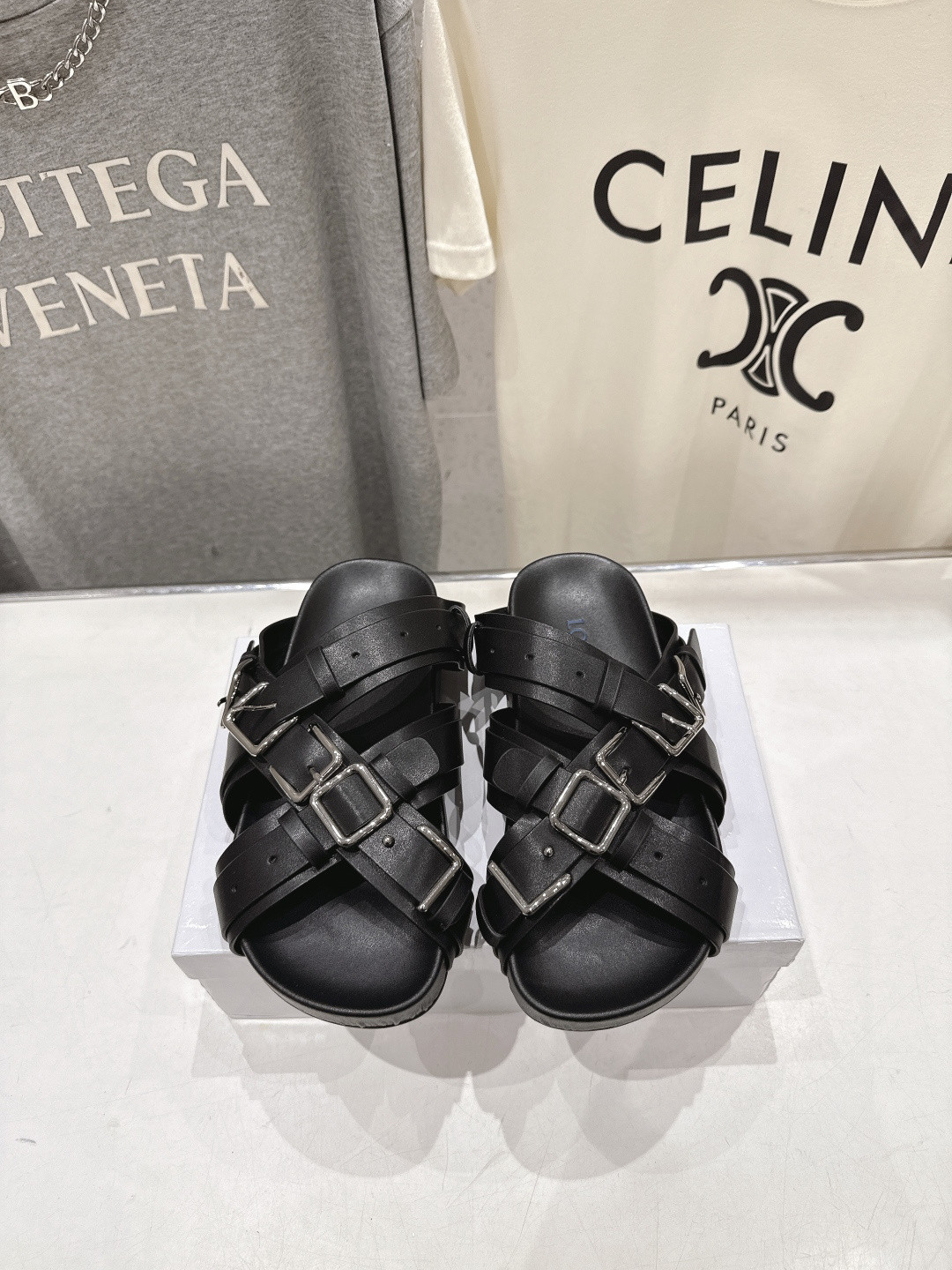 ua L0ew* type fussbett sandal