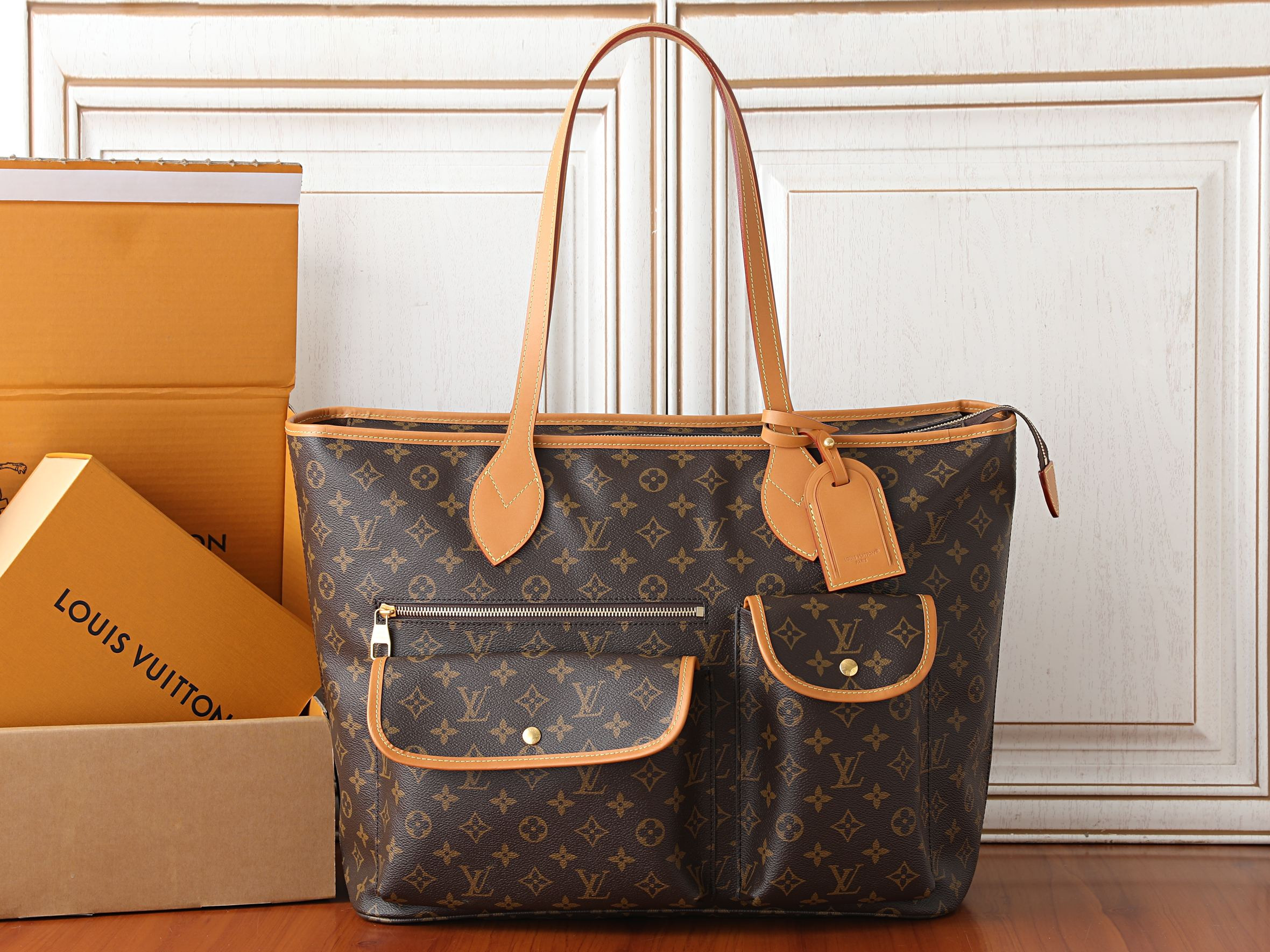 LV Nevereverfull Cargo M2A617 38x60x28cm