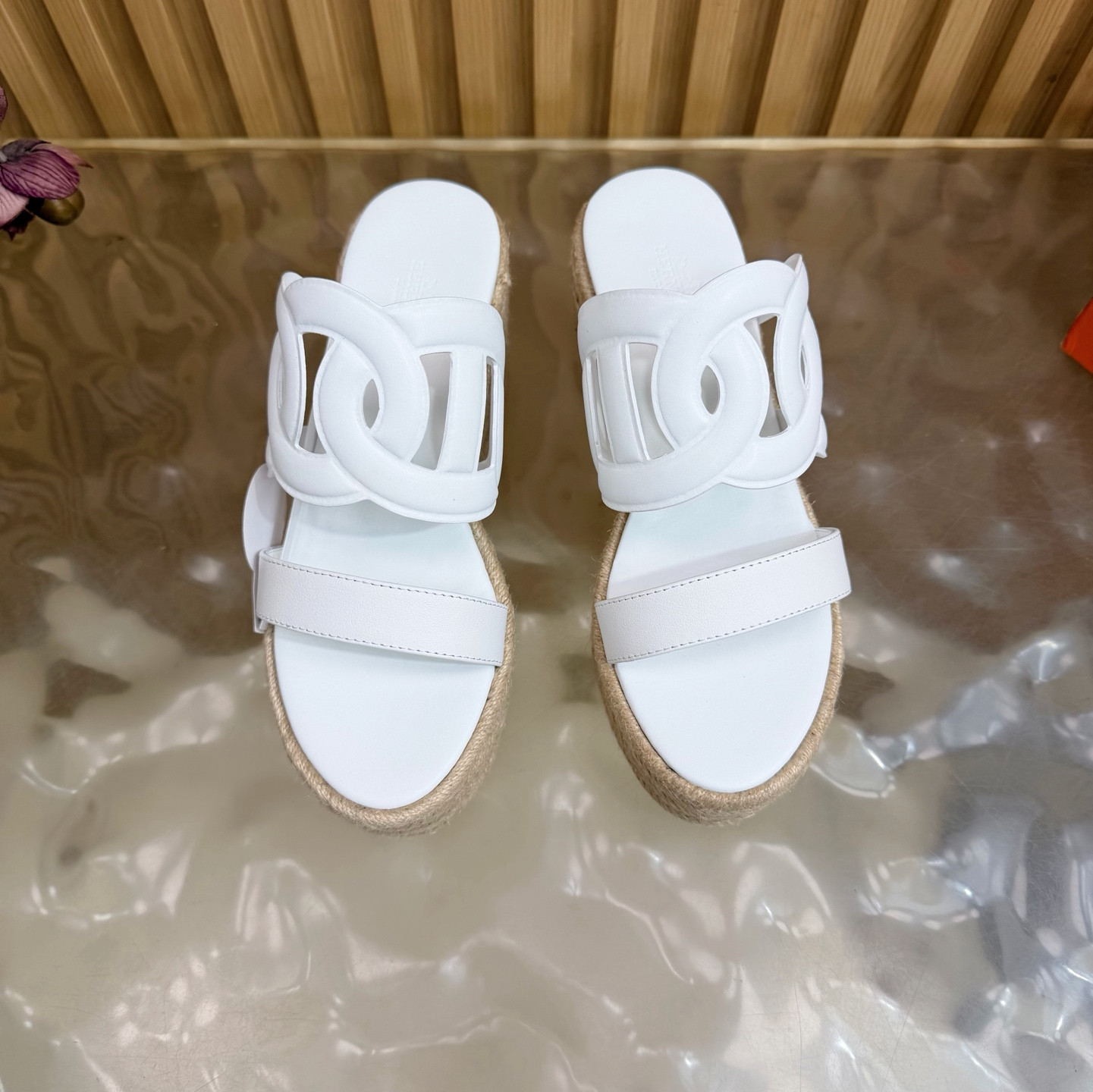 ua H**mes ithea espadrille